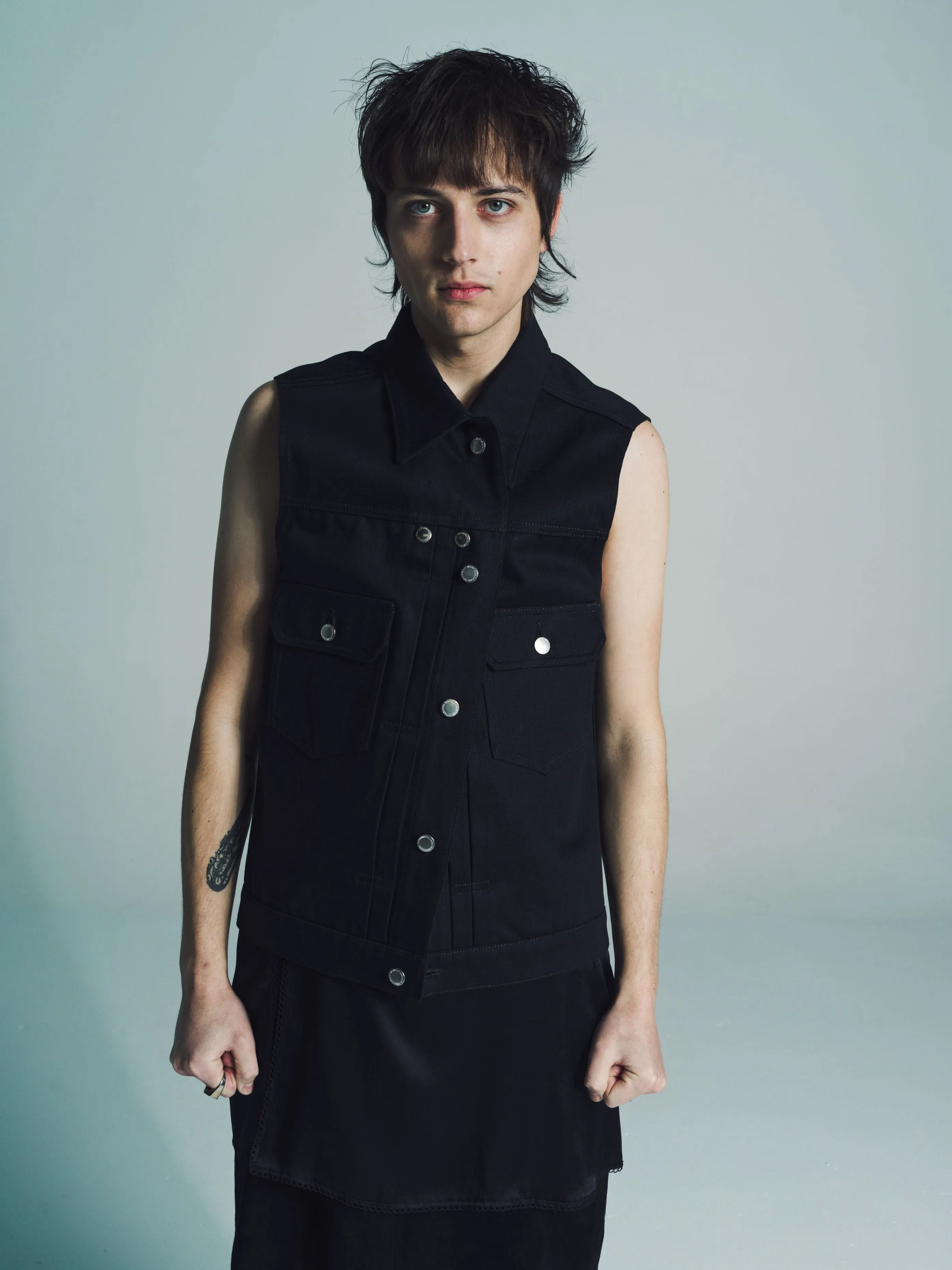 Black Right - Left Sleeveless Jean Jacket