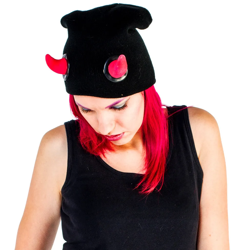 HORN BEANIE RED