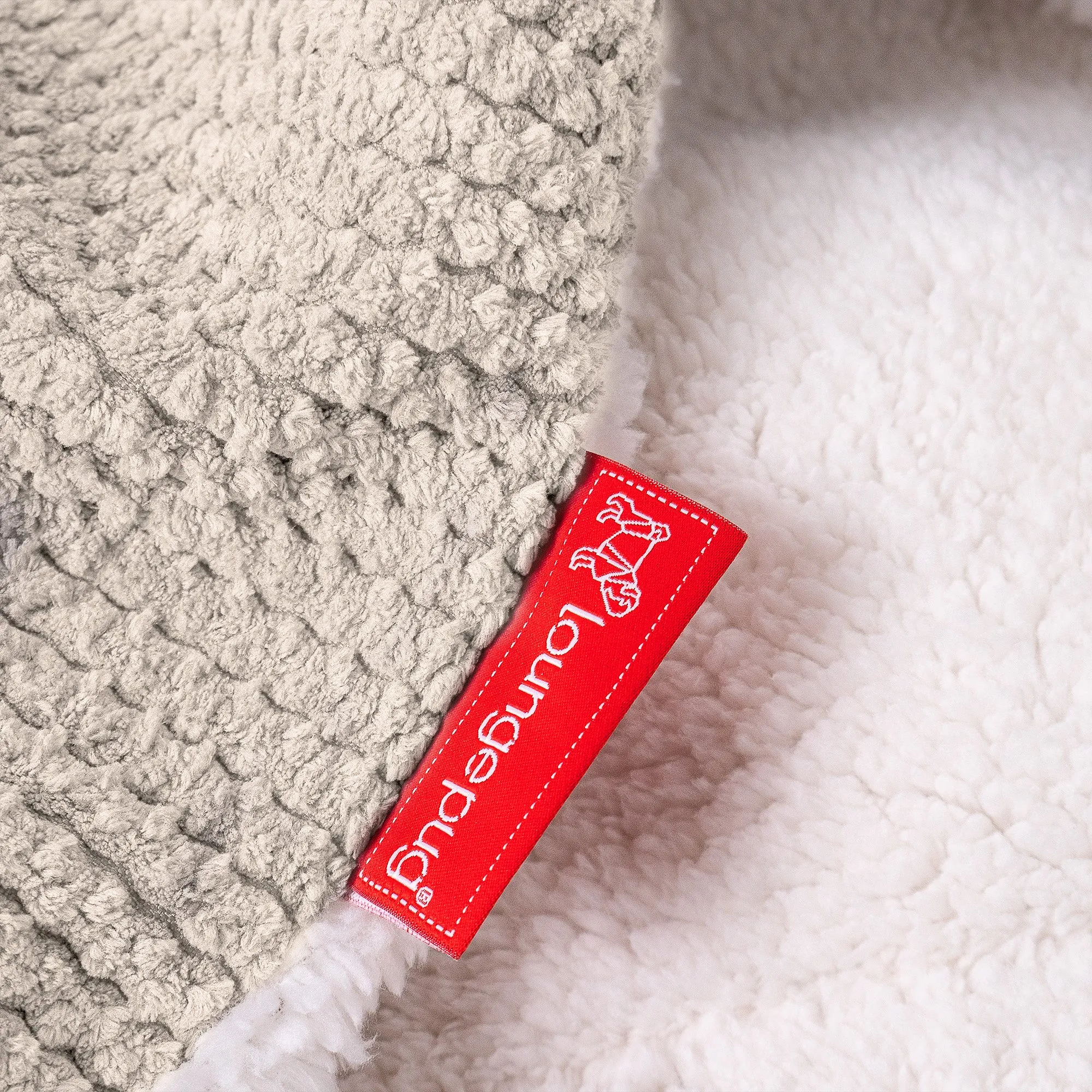 Sherpa Throw / Blanket - Pom Pom Ivory