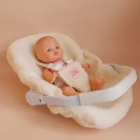 Tiny Harlow Dolls Car Seat Capsule - Cream Sherpa